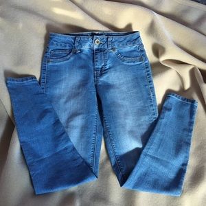 Blue skinny jeans